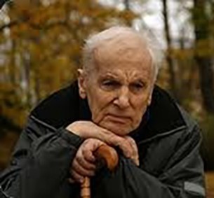 پدرم زیاد می خوابد